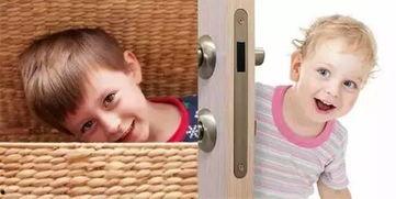 吃瓜拍照姿势小朋友视频,小朋友趣味吃瓜拍照瞬间